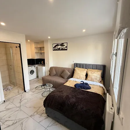 Charmante Proche Paris Apartment *