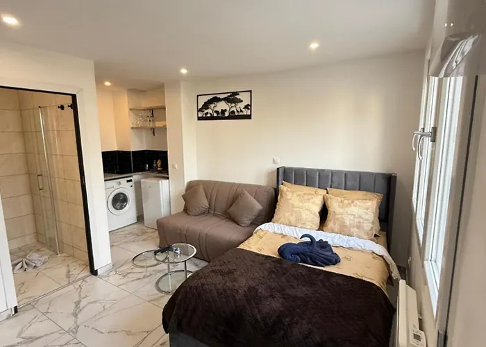 Charmante Proche Paris Apartment *
